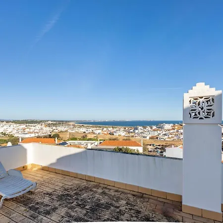 Panoramic Ocean View-steps To Historic Centre And Appartement *