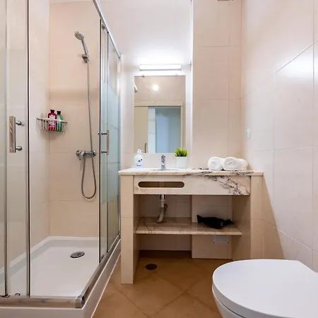 Panoramic Ocean View-steps To Historic Centre And Apartman *